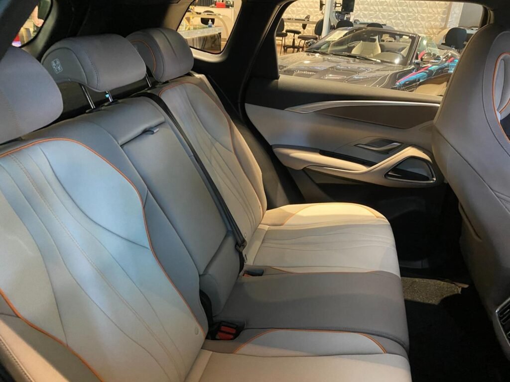 7491177_0_W_e3a954abf5