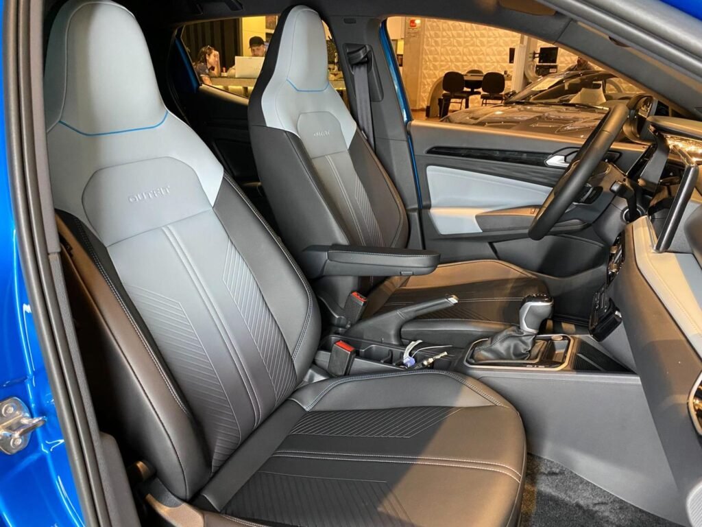 7491987_10_W_a0045a01b7-1