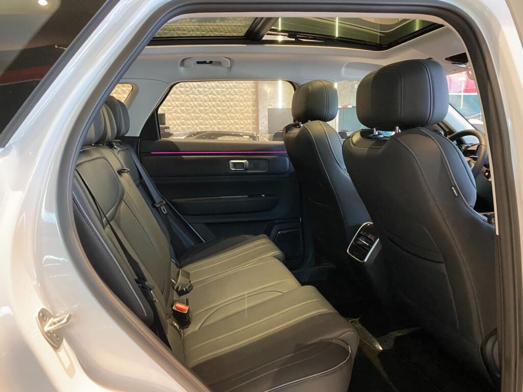 7567407_6_W_7c614698ba