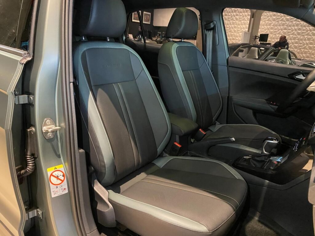 7568226_0_W_f7c768a4cc