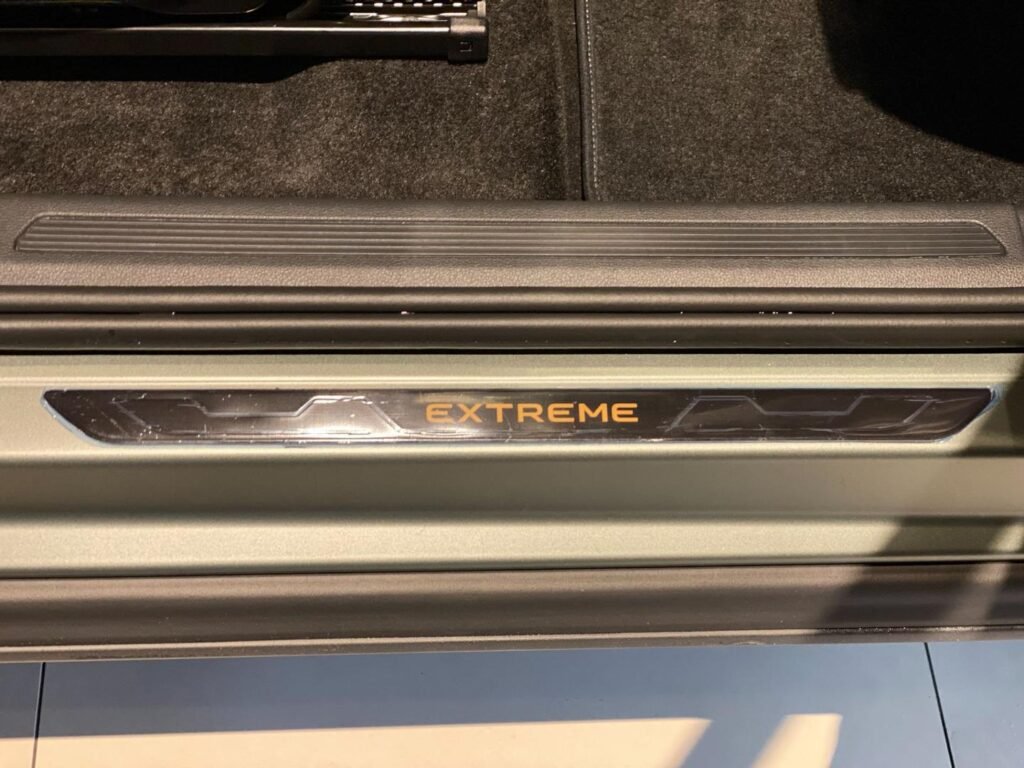 7568226_12_W_1f98fac87f