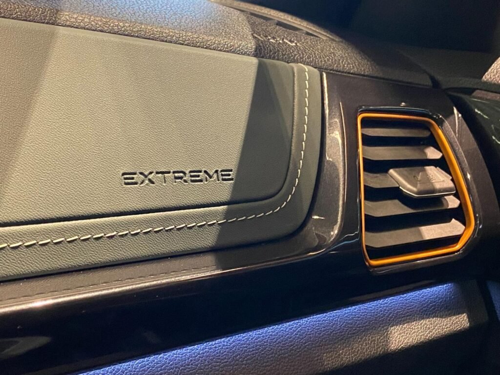 7568226_2_W_928496269b