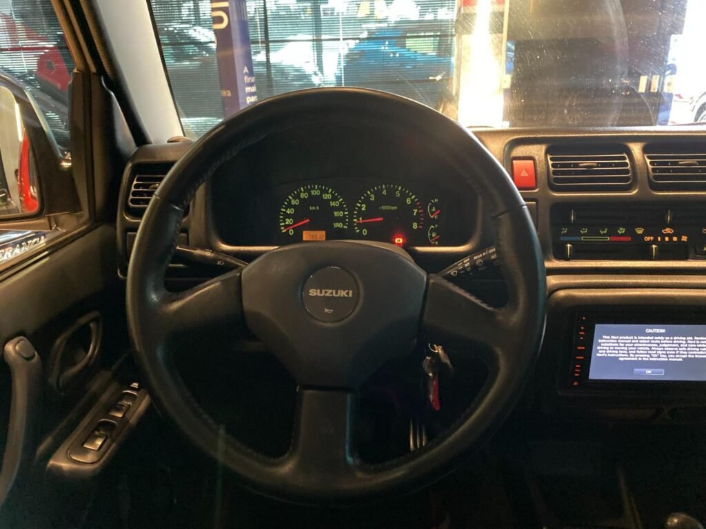 7631629_10_W_4b870ad721