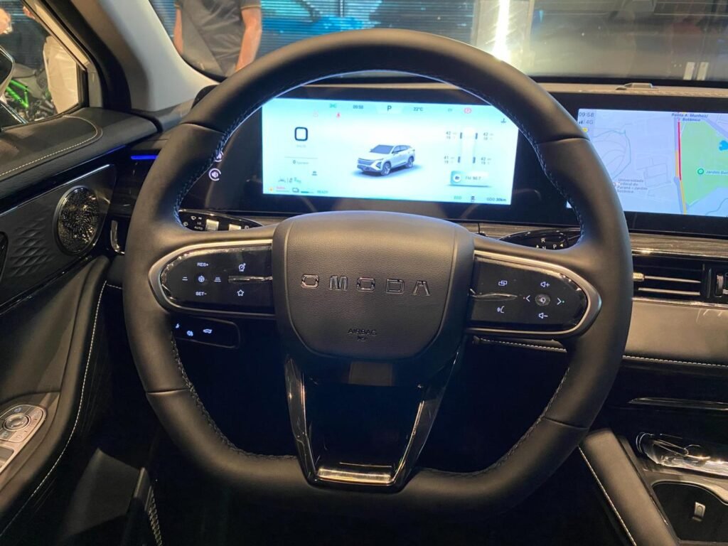 7612811_11_W_f8357d38a7