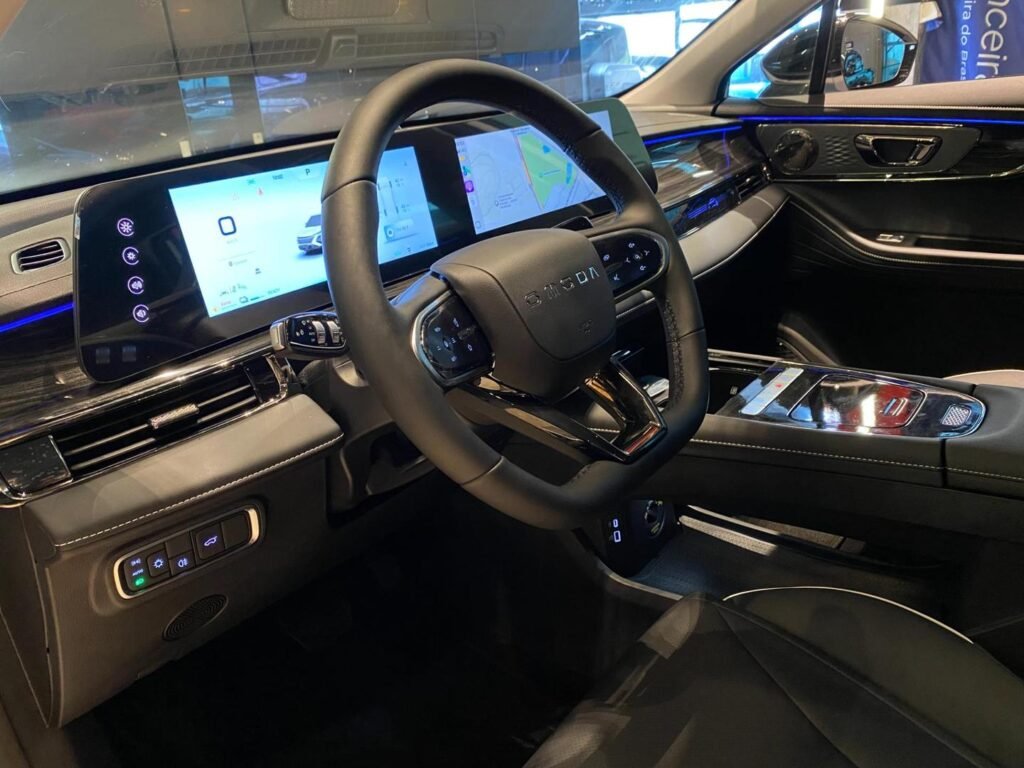 7612811_9_W_e143275a75